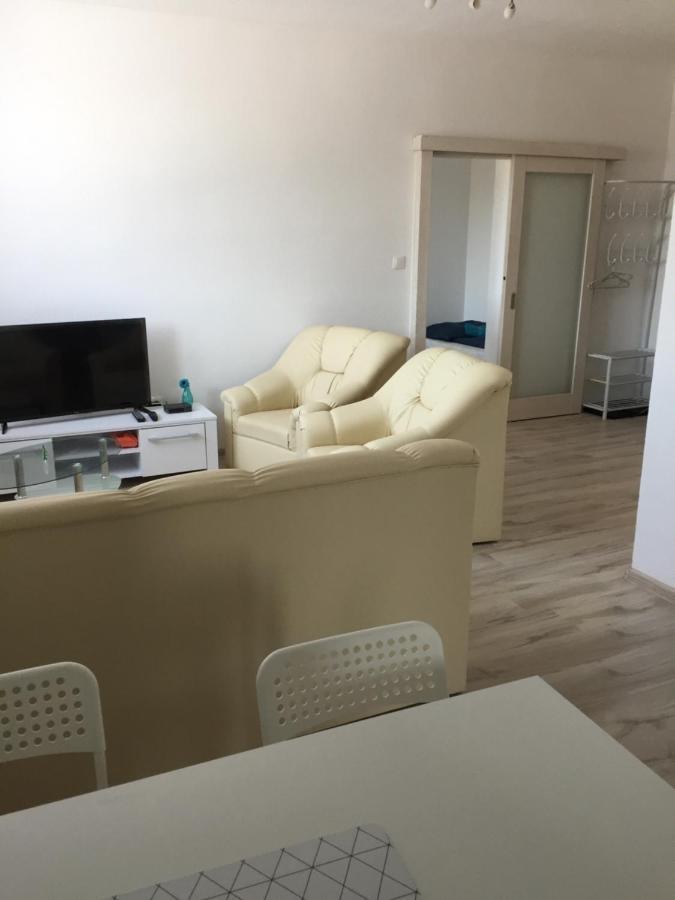 Apartamento Apartmán č.1 Haliganda*** Liptovský Hrádok Exterior foto